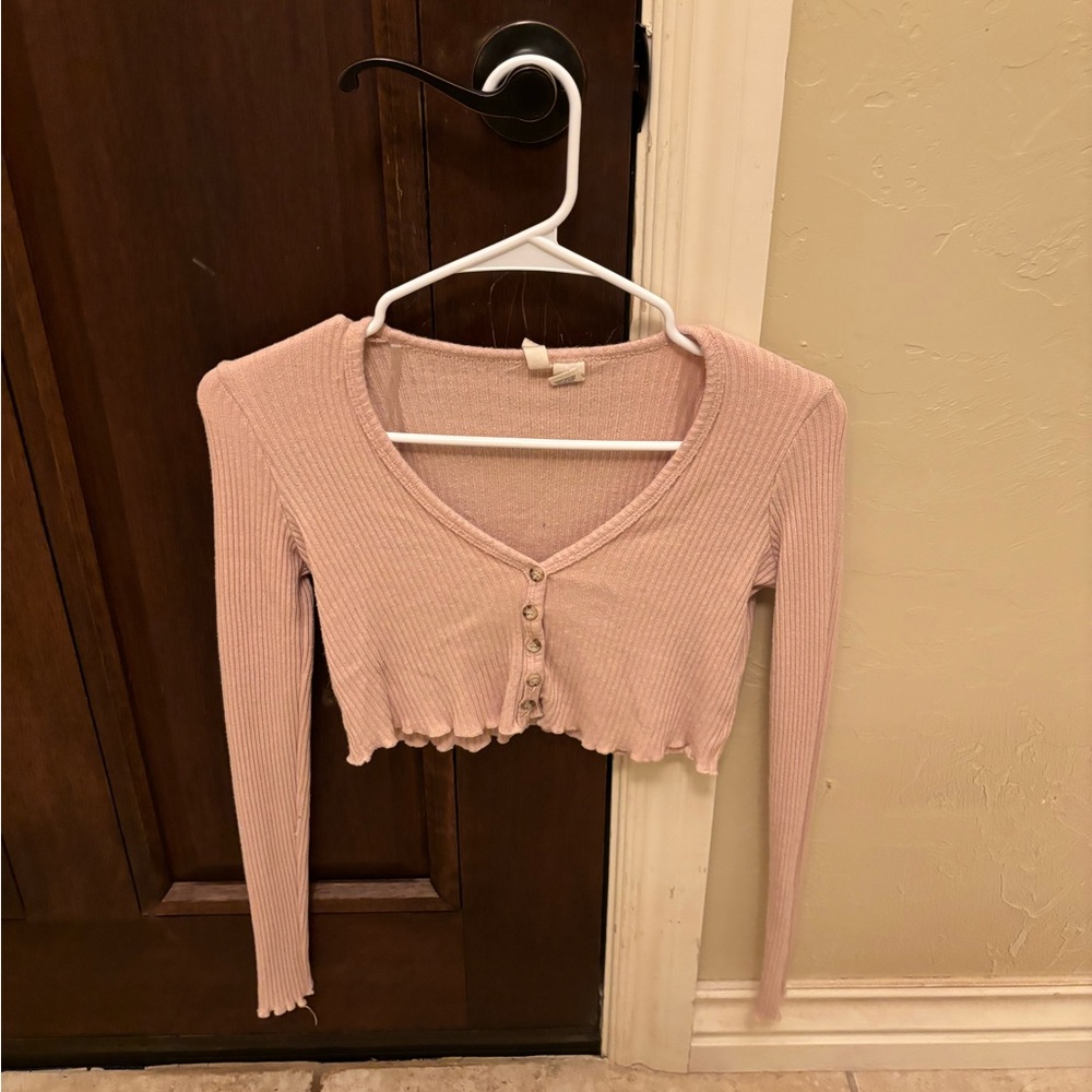Pink long sleeve crop top